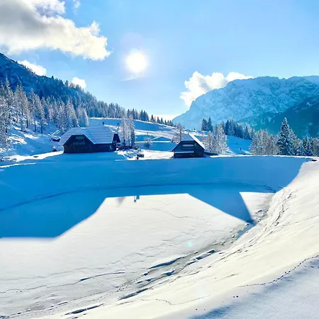 Na Svahu Sonnenalpe Nassfeld 헤르마고